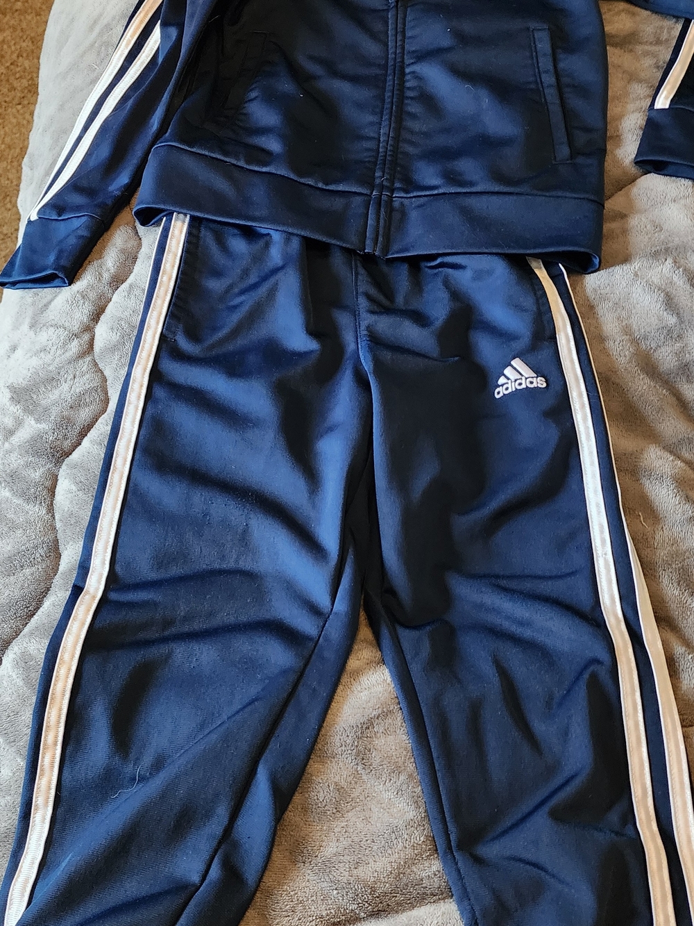 2 Piece adidas Navy Blue Jogger with White Side Stripes Size 5 . New Without Tag